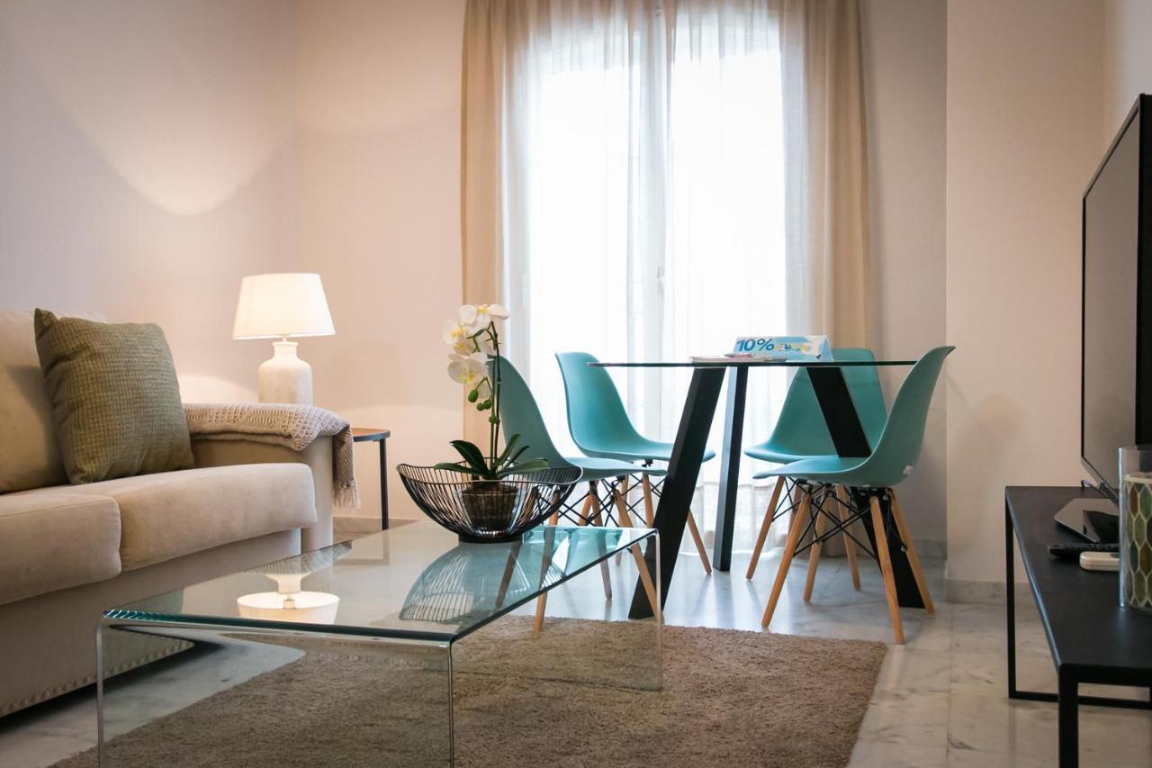 Holidays2Malaga Pena Parking & French Balcony & Smart Tv Málaga Exterior foto